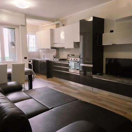 Prestigioso Appartamento In Zona Tortona - Solari Milan Exterior photo