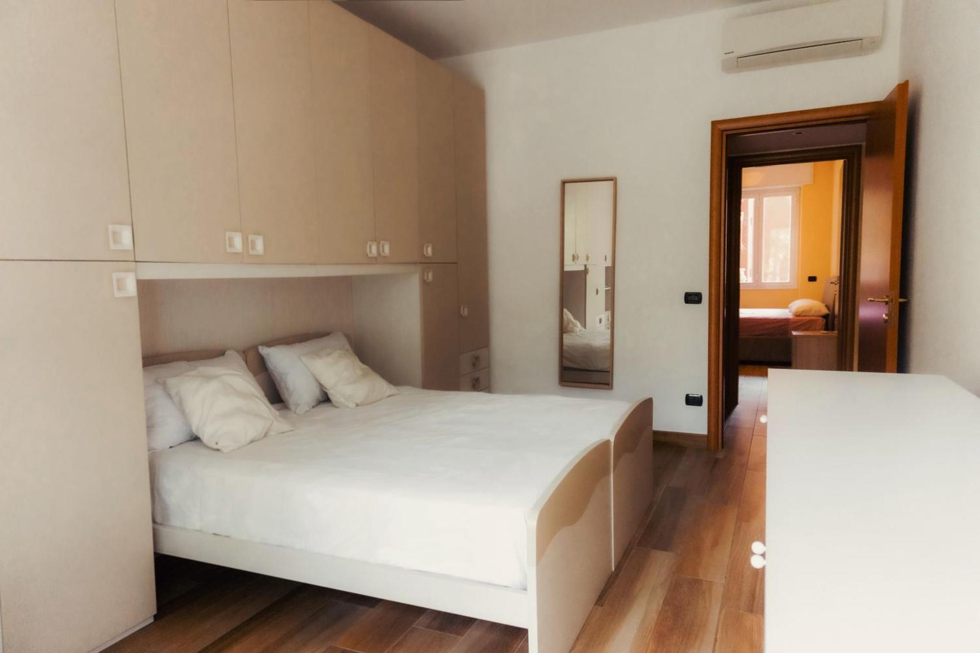 Prestigioso Appartamento In Zona Tortona - Solari Milan Exterior photo