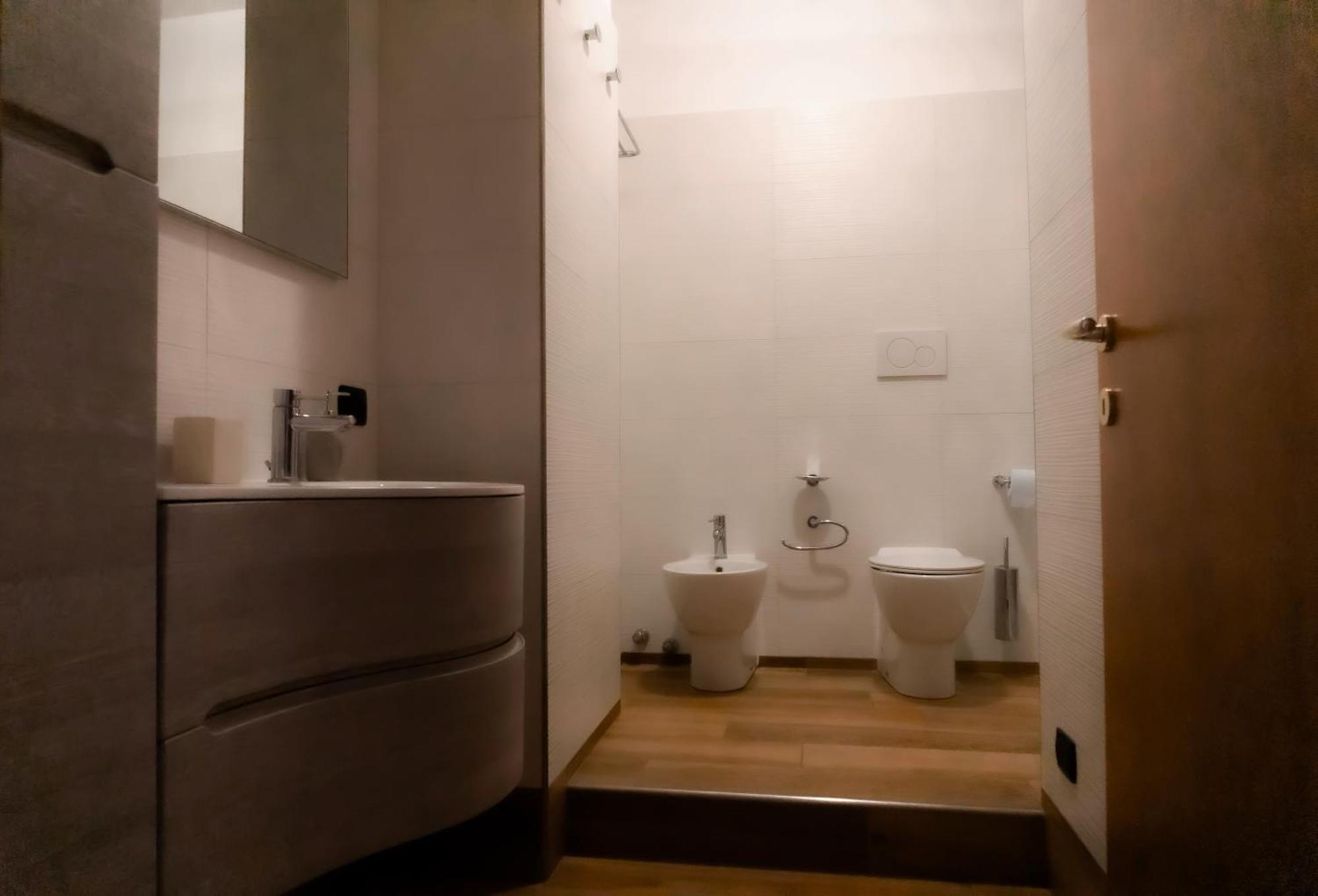 Prestigioso Appartamento In Zona Tortona - Solari Milan Exterior photo